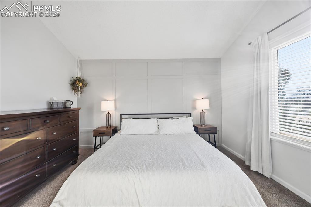 Image 23 of 38: Bedroom