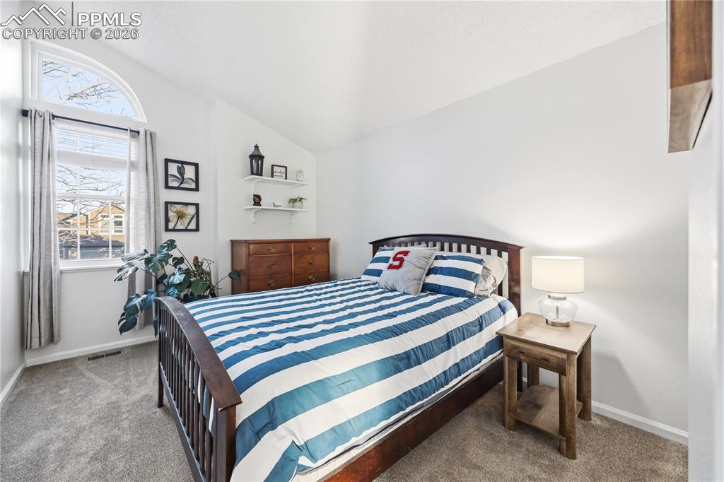 Image 27 of 38: Bedroom