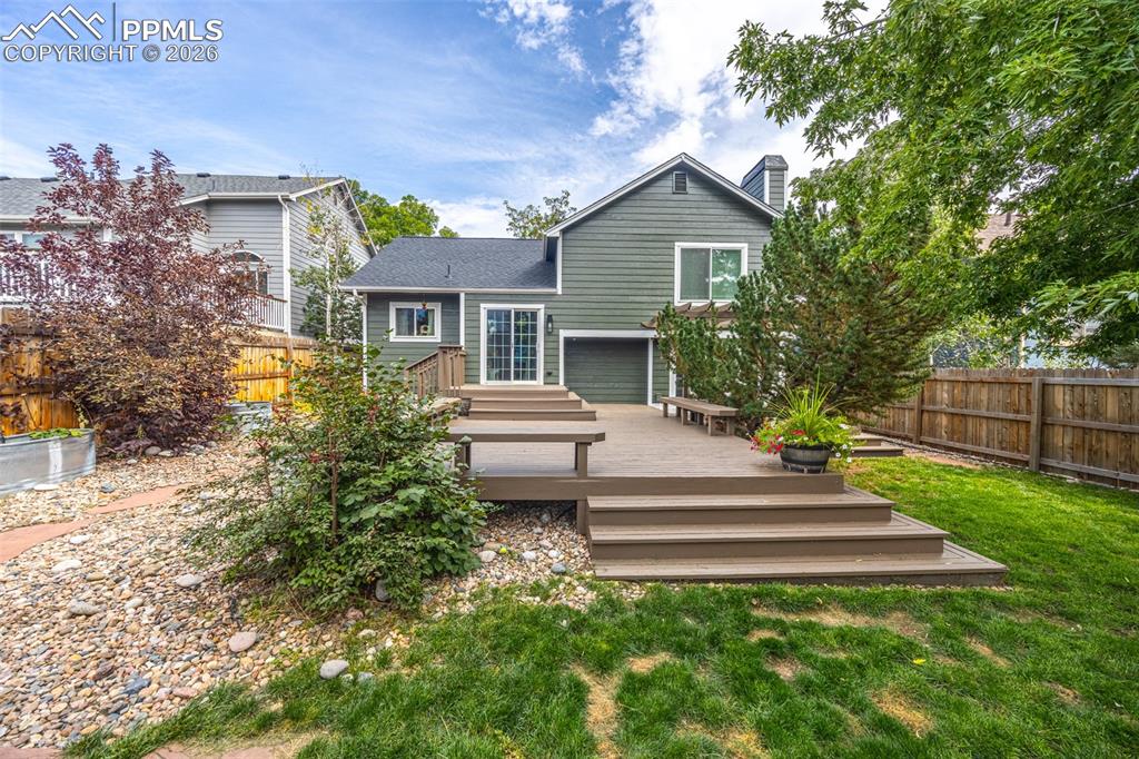 Image 37 of 38: Back of Structure