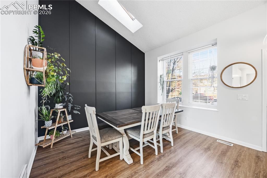 Image 6 of 38: Dining Area