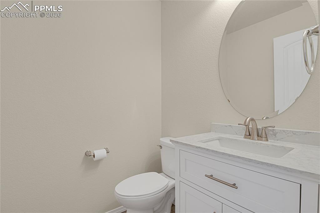 Image 13 of 41: Main level powder bath