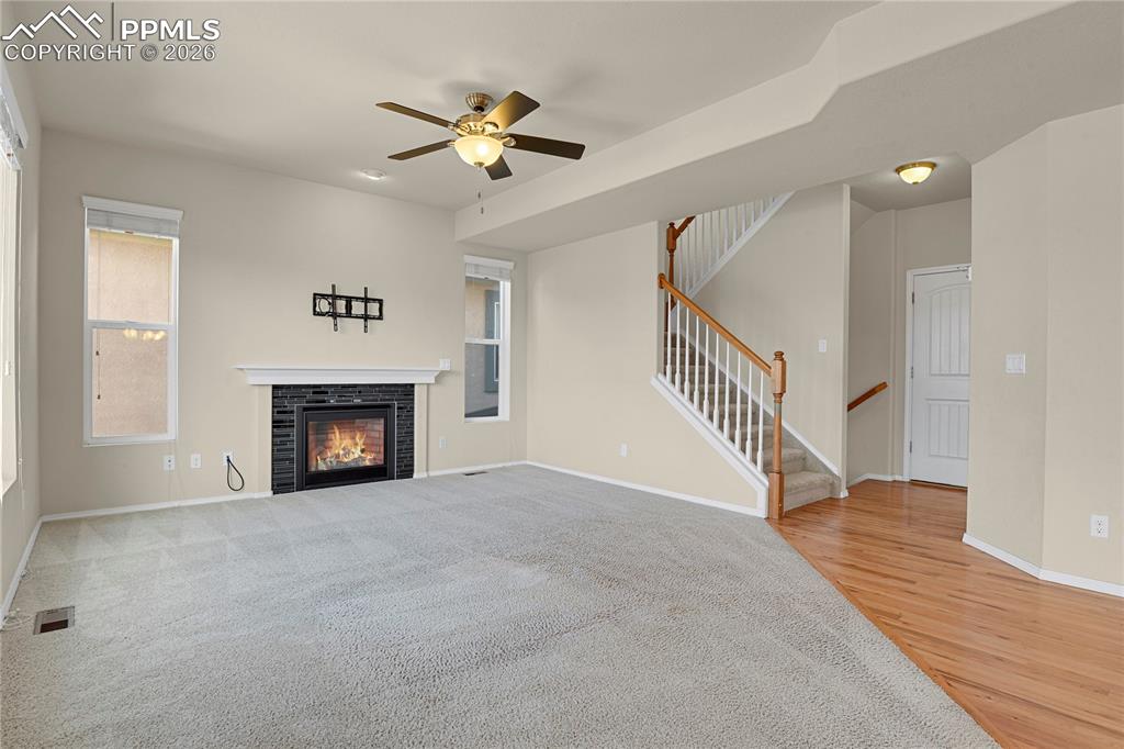 Image 24 of 41: Living Room