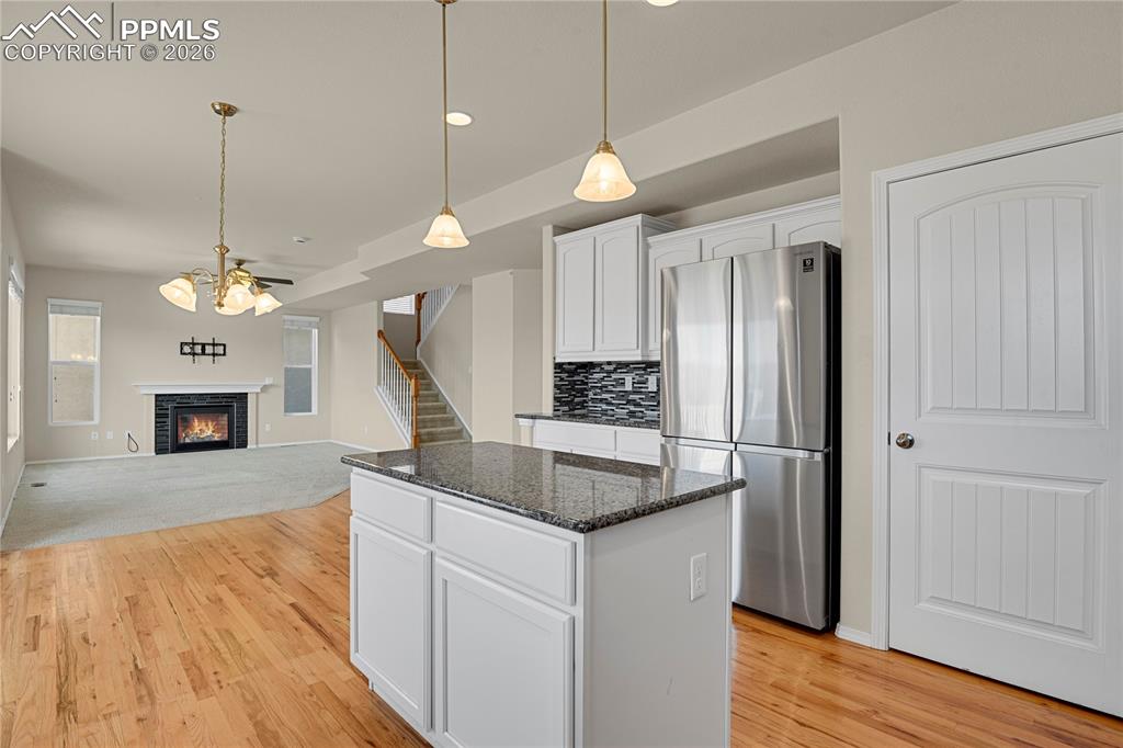 Image 6 of 41: Newer stainless appliances