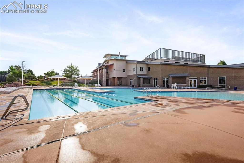 Image 45 of 49: Pool