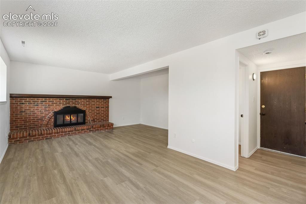 Image 20 of 44: Family Room