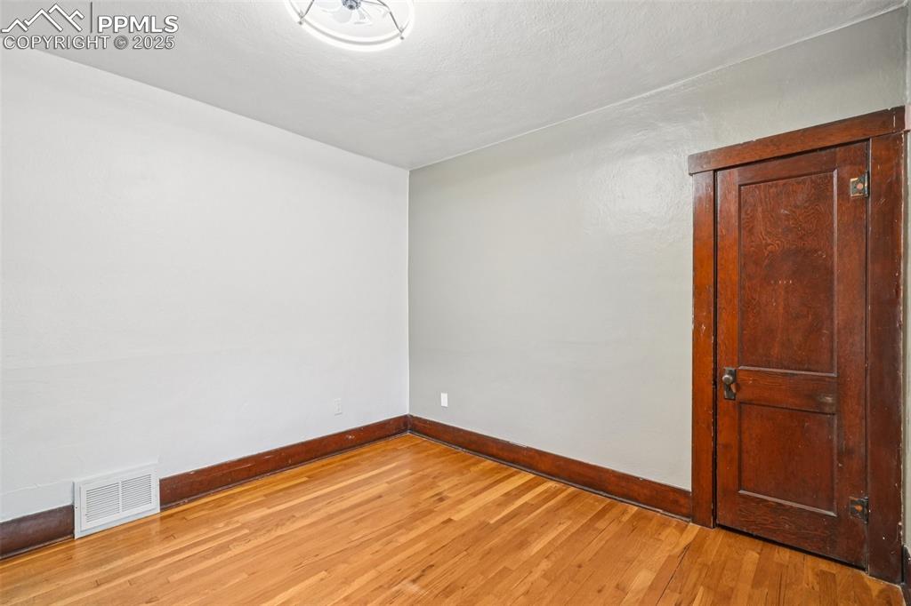 Image 11 of 36: Additional view of bedroom 2