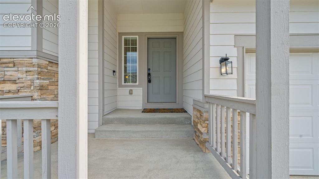 Image 4 of 42: Entry