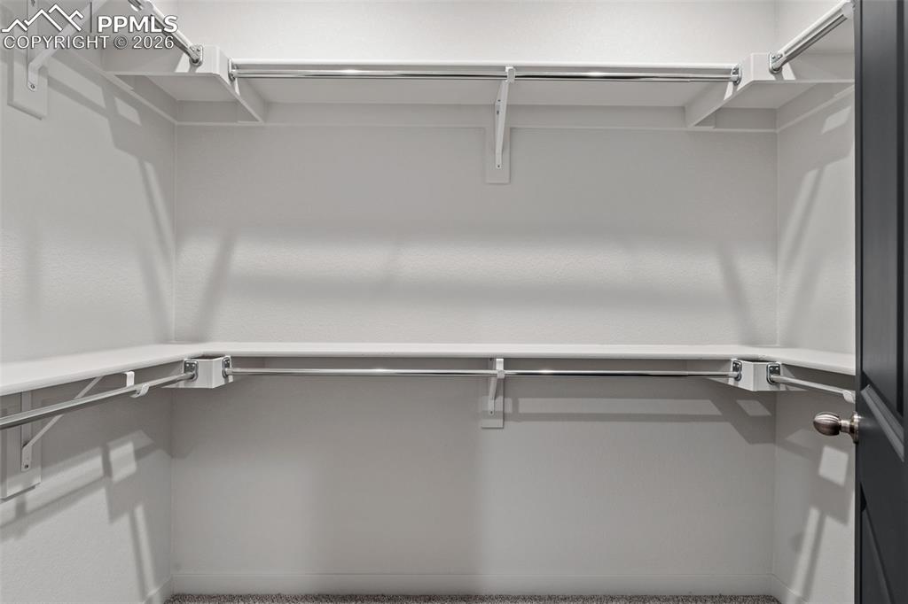 Image 46 of 50: Closet