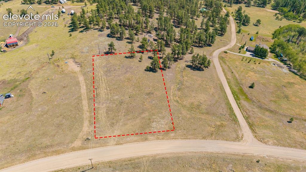 Image 4 of 8: Property Lines are Approximate and not a survey