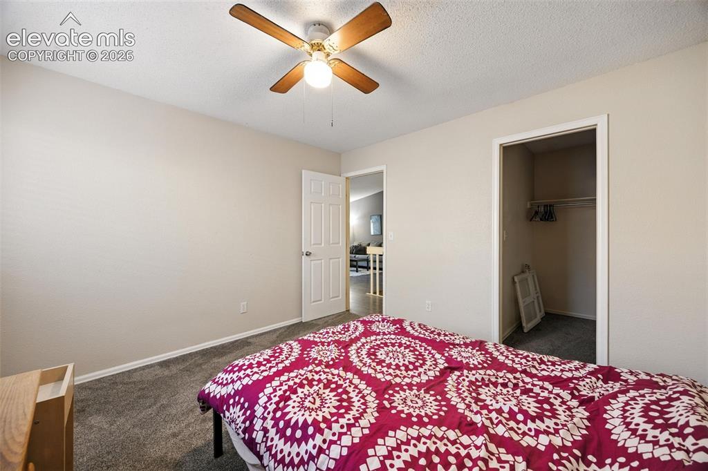 Image 6 of 15: Dining Area