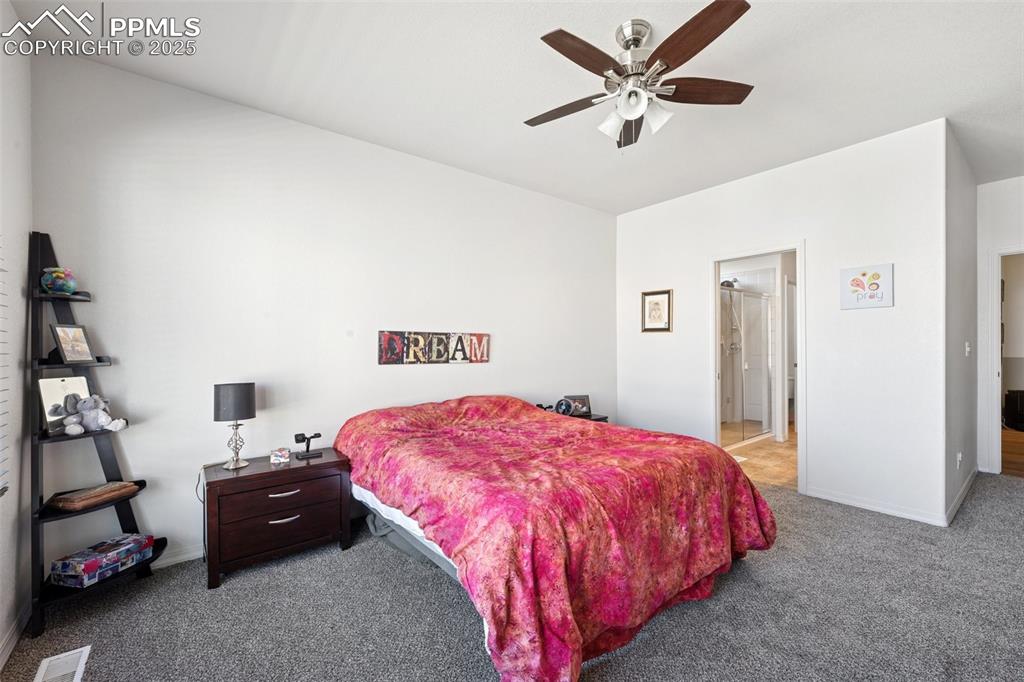Image 12 of 28: Bedroom