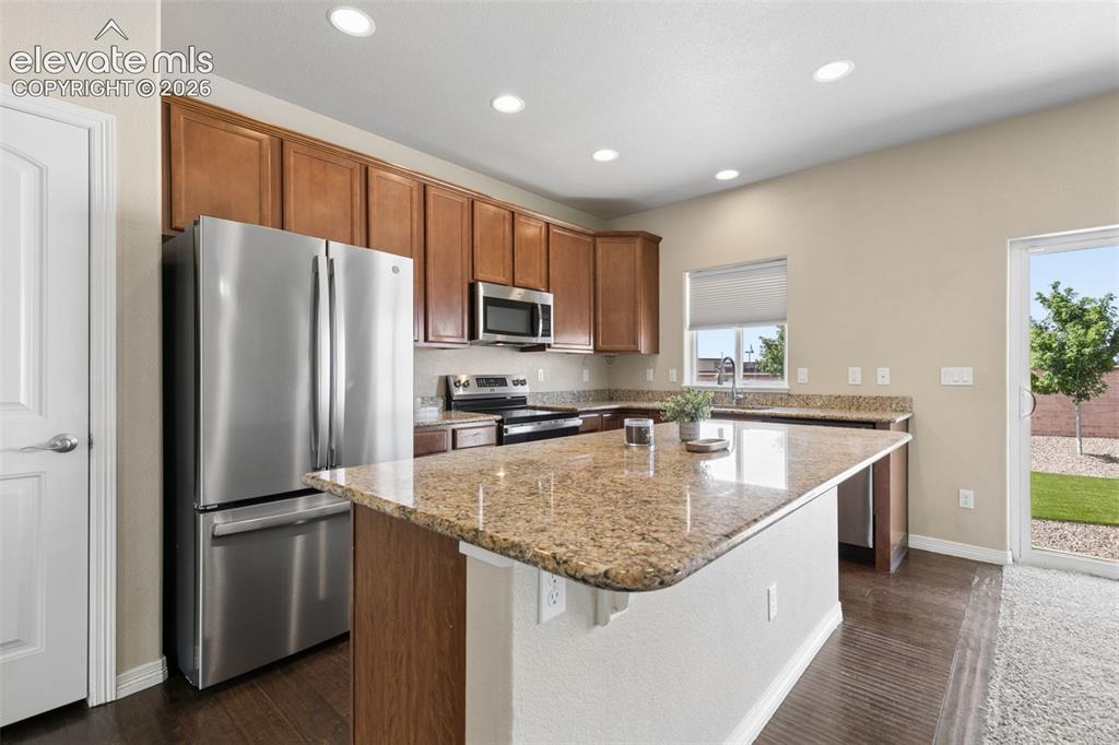 Image 9 of 42: Kitchen