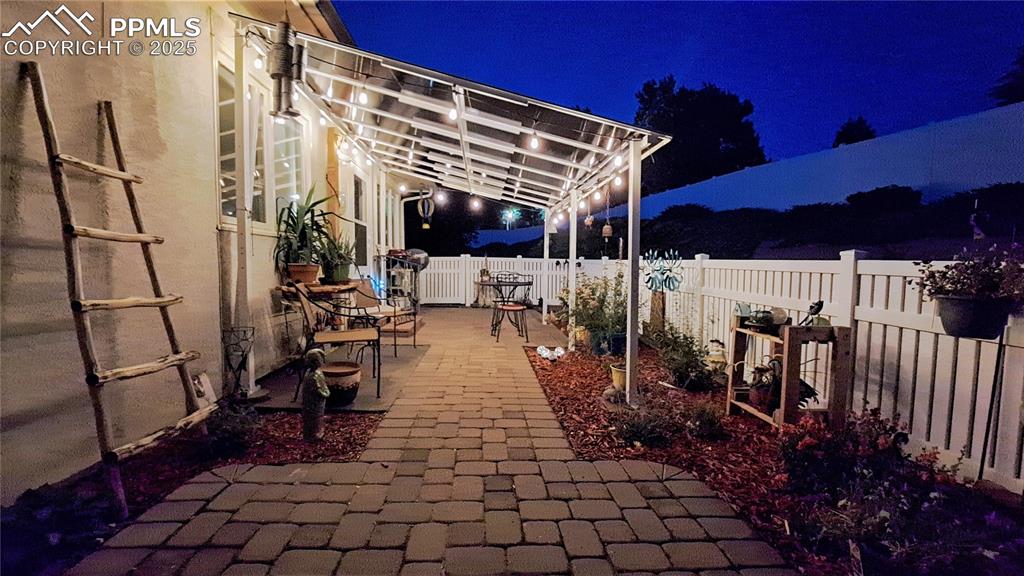 Image 31 of 34: Patio