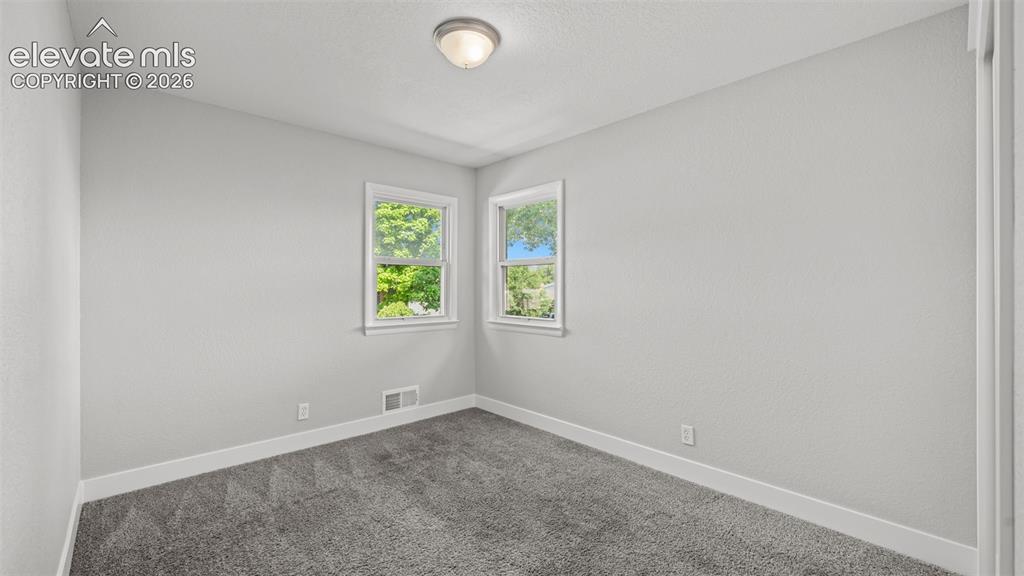Image 16 of 39: Bedroom