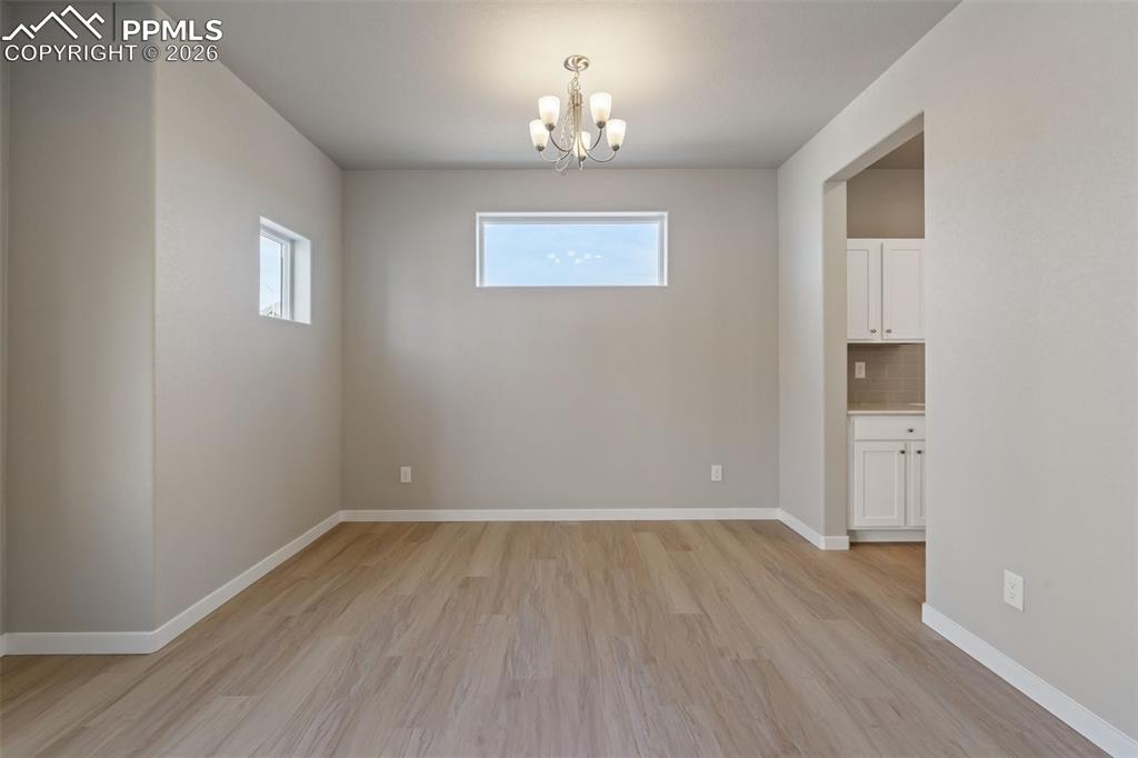 Image 16 of 30: *Photos of previous inventory home of same floor plan - features and option