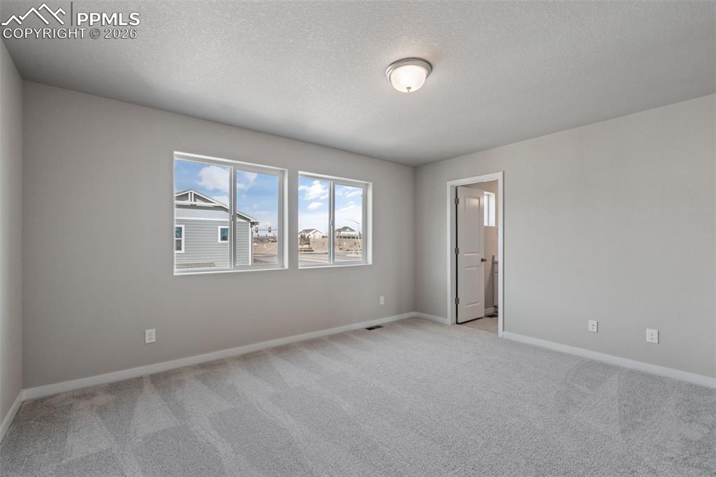 Image 24 of 30: *Photos of previous inventory home of same floor plan - features and option