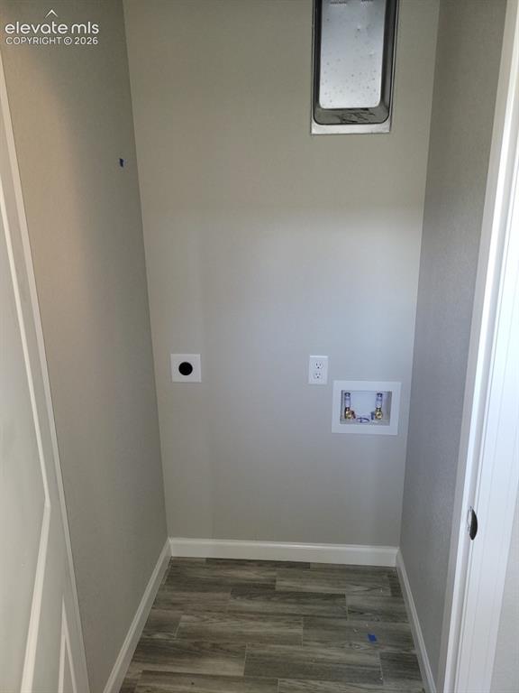 Image 11 of 21: Laundry