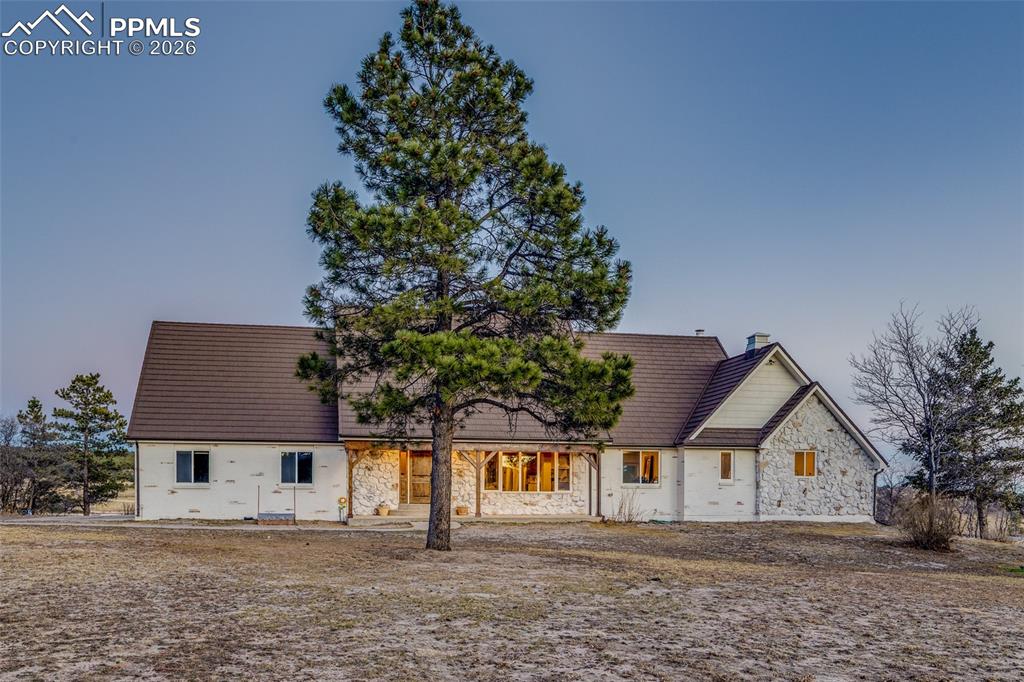 Image 2 of 50: Front of Structure