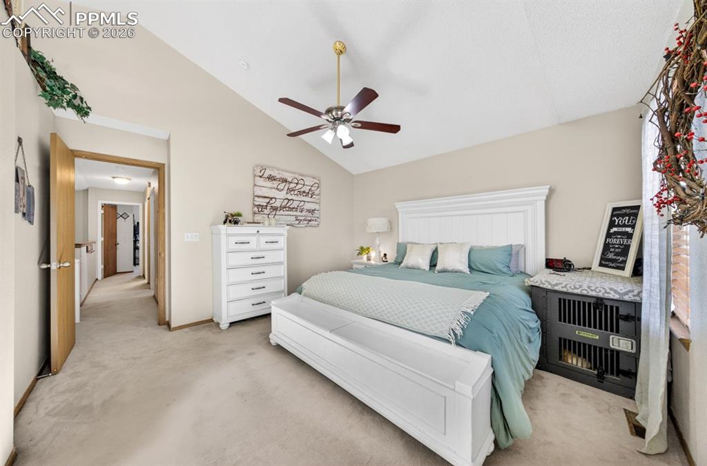 Image 14 of 29: Bedroom