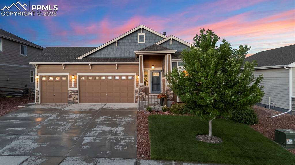 Image 3 of 46: Front of Structure