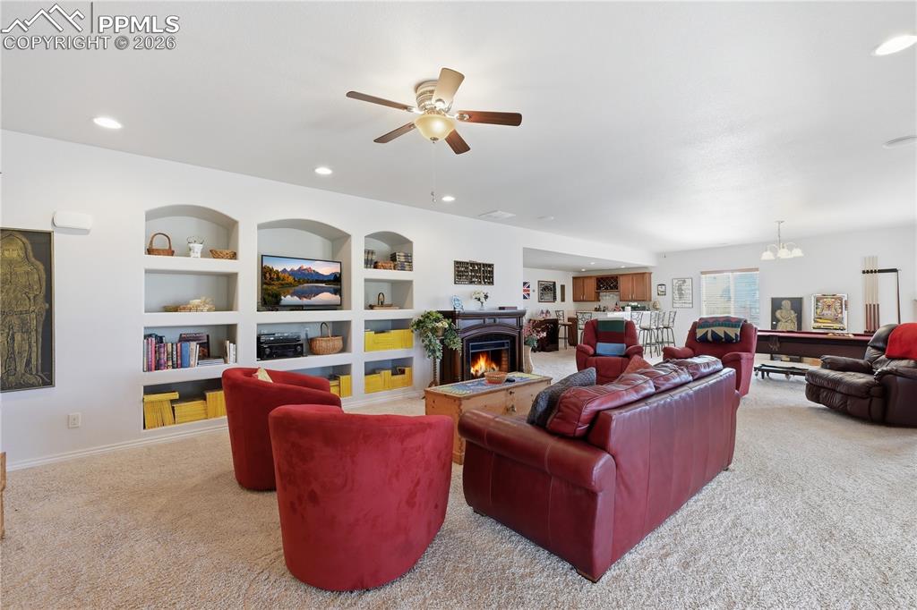 Image 26 of 37: Living Room