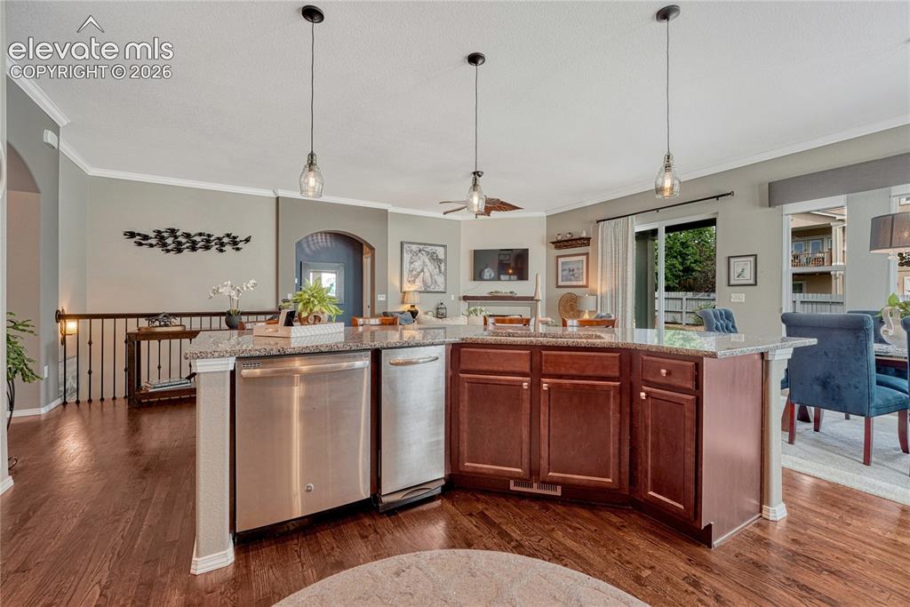 Image 12 of 43: Kitchen