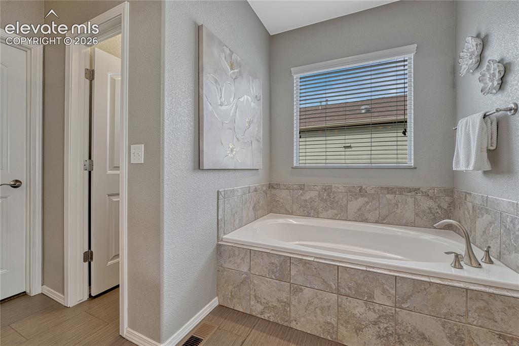 Image 22 of 43: Master Bathroom