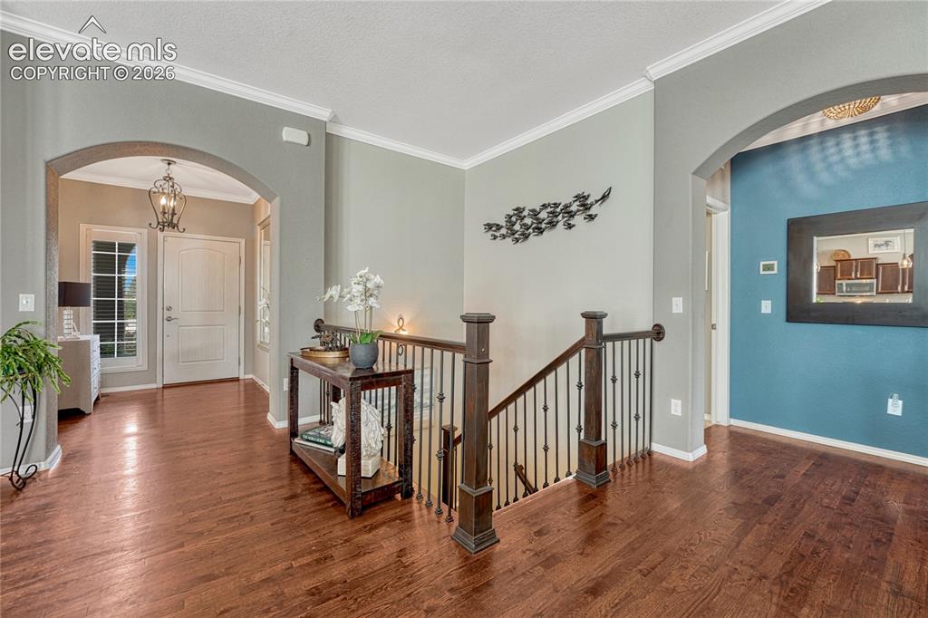 Image 8 of 43: Entry