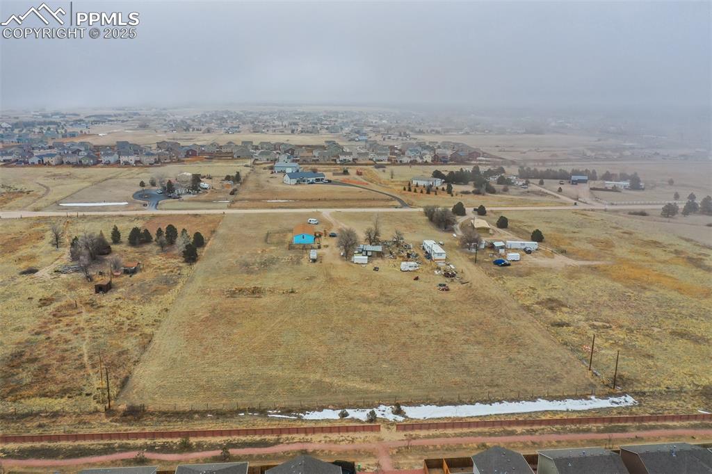 Image 18 of 20: View of property location