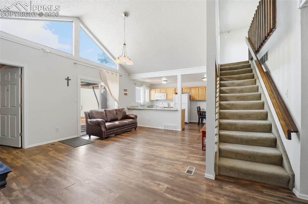 Image 5 of 47: Living Room