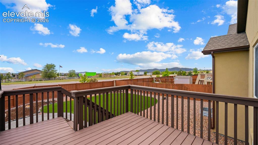 Image 34 of 42: Deck