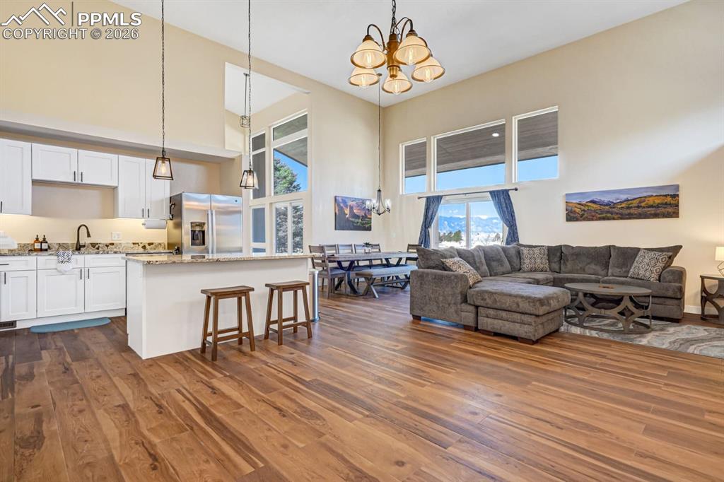 Image 4 of 34: Living Room