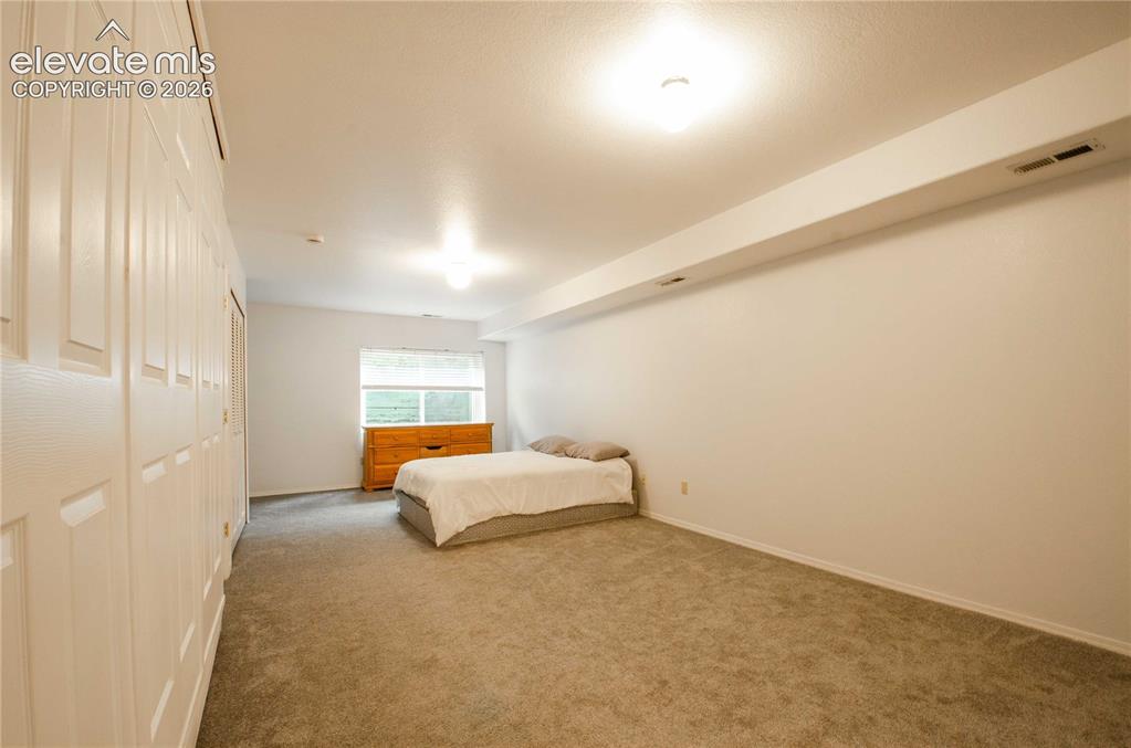 Image 38 of 48: Bedroom