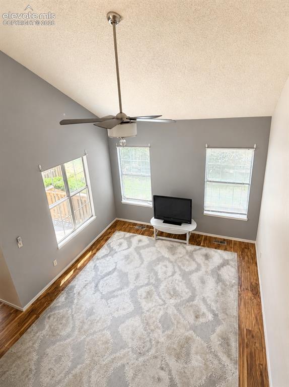 Image 5 of 15: Living Room