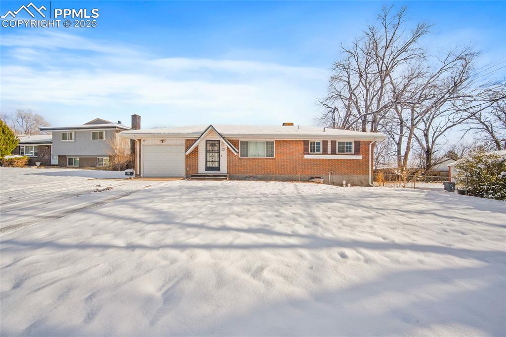 Image 4 of 47: Front of Structure