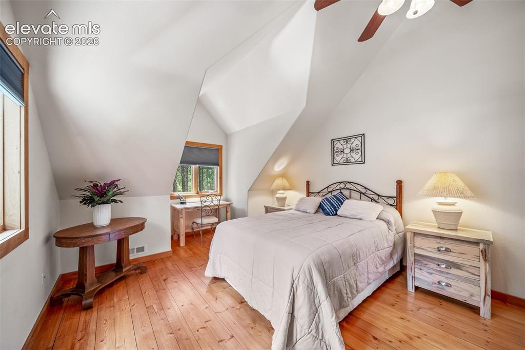 Image 32 of 50: No Description Available