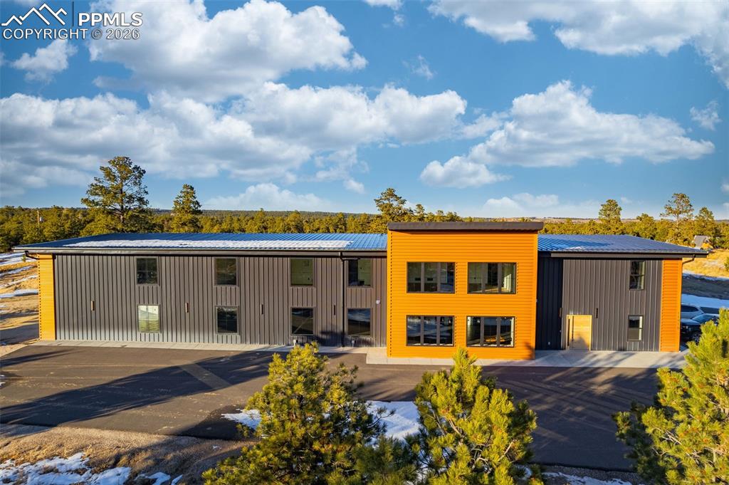 Image 1 of 50: Front of Structure