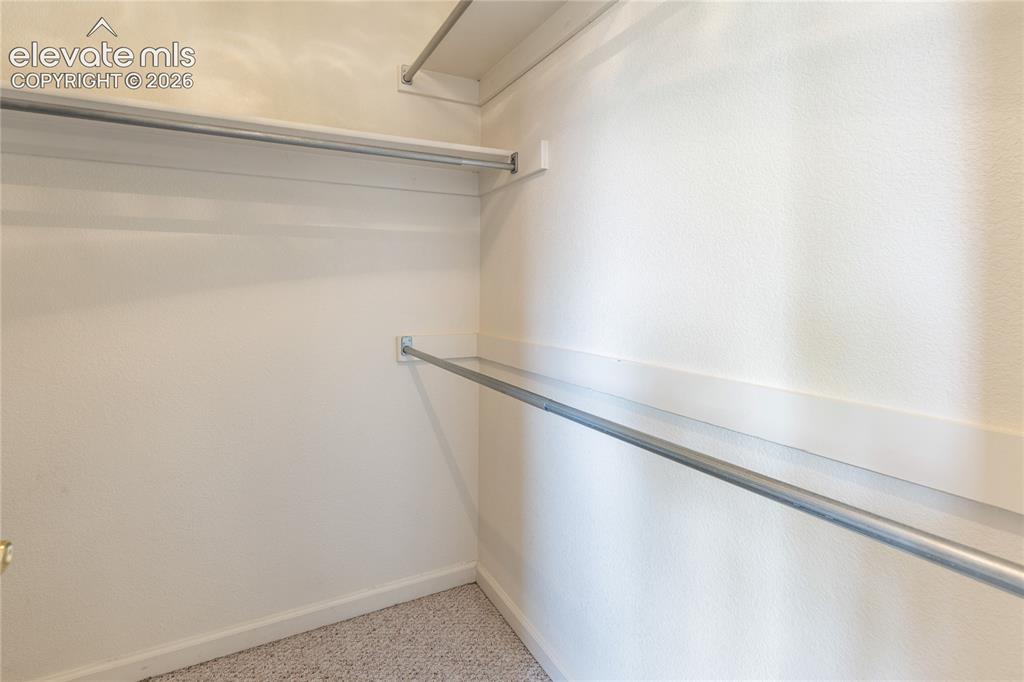Image 34 of 48: Closet