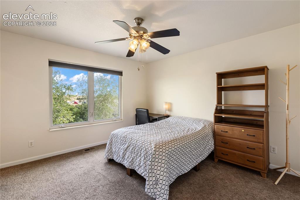 Image 44 of 48: Bedroom