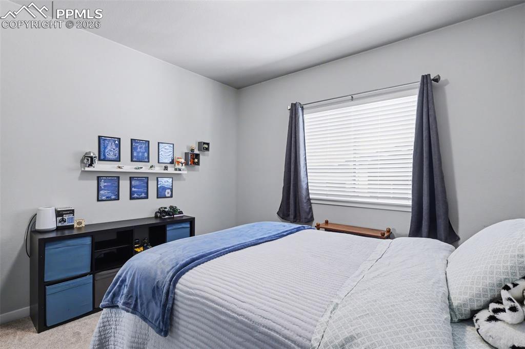 Image 27 of 35: Bedroom