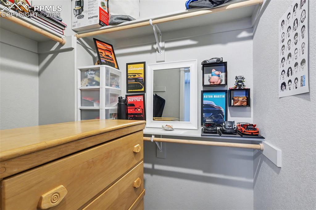 Image 30 of 35: Closet