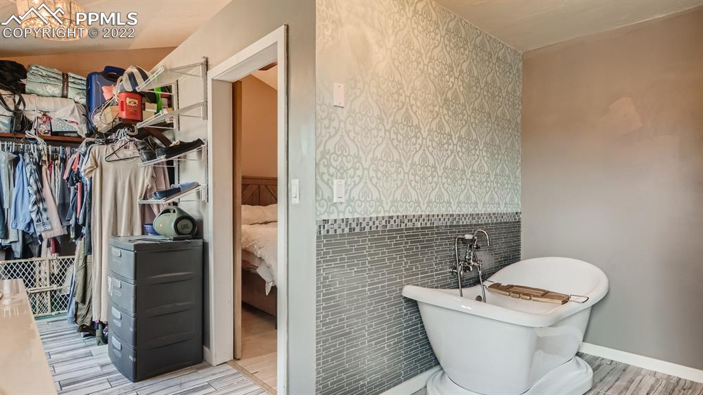 Listing 3104292, Image 11 of 28