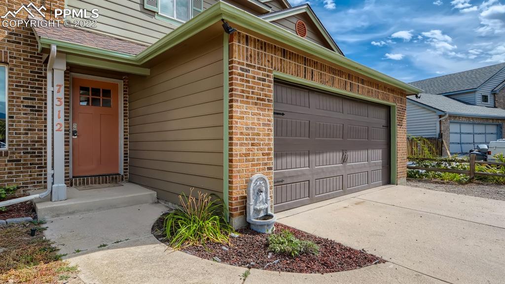 Listing 3104292, Image 3 of 28