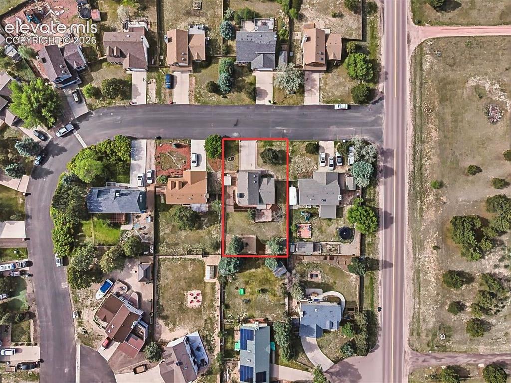 Image 46 of 50: Property Lines are Approximate and not a survey