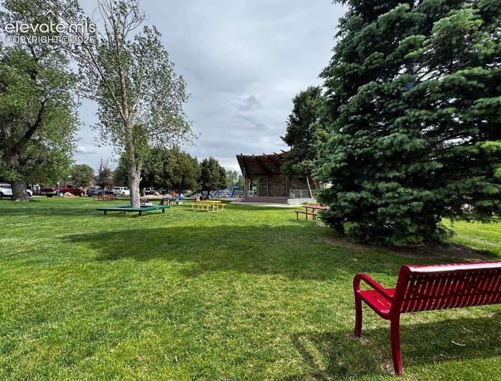 Image 7 of 50: 1.1 miles from Limbaugh Park and Historic Down Town Monument Shopping.
