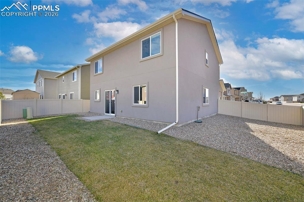 Image 3 of 38: Back of Structure