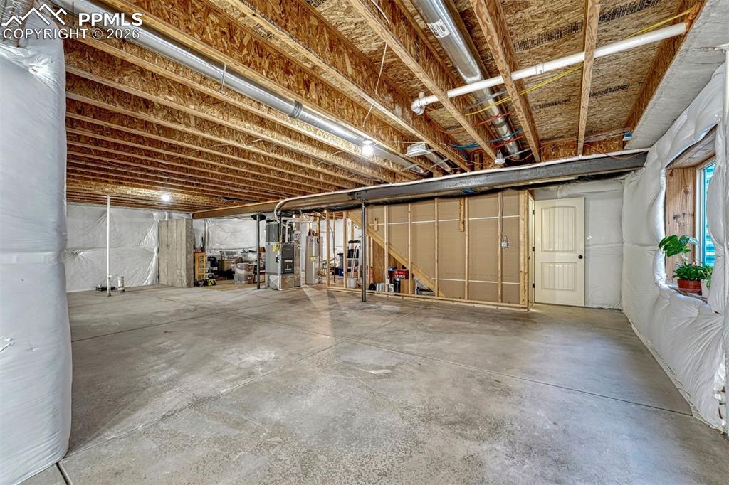 Image 33 of 41:
Create your dream space — this basement is ready for a home theater, gym,