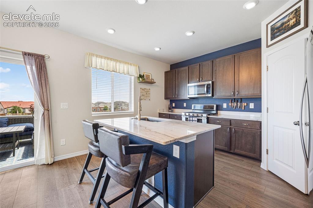 Image 10 of 41: Kitchen