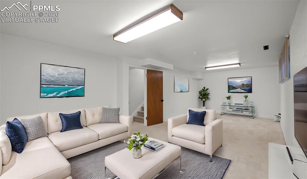 Image 25 of 45: Virtually Staged