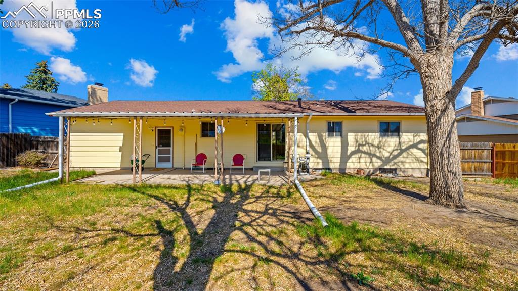 Image 33 of 45: Back of Structure